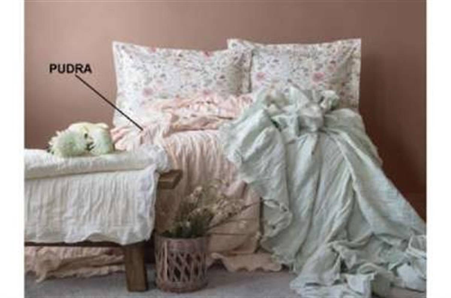 Pupilla Çift Kişilik Pike Takımı Daisy Pudra