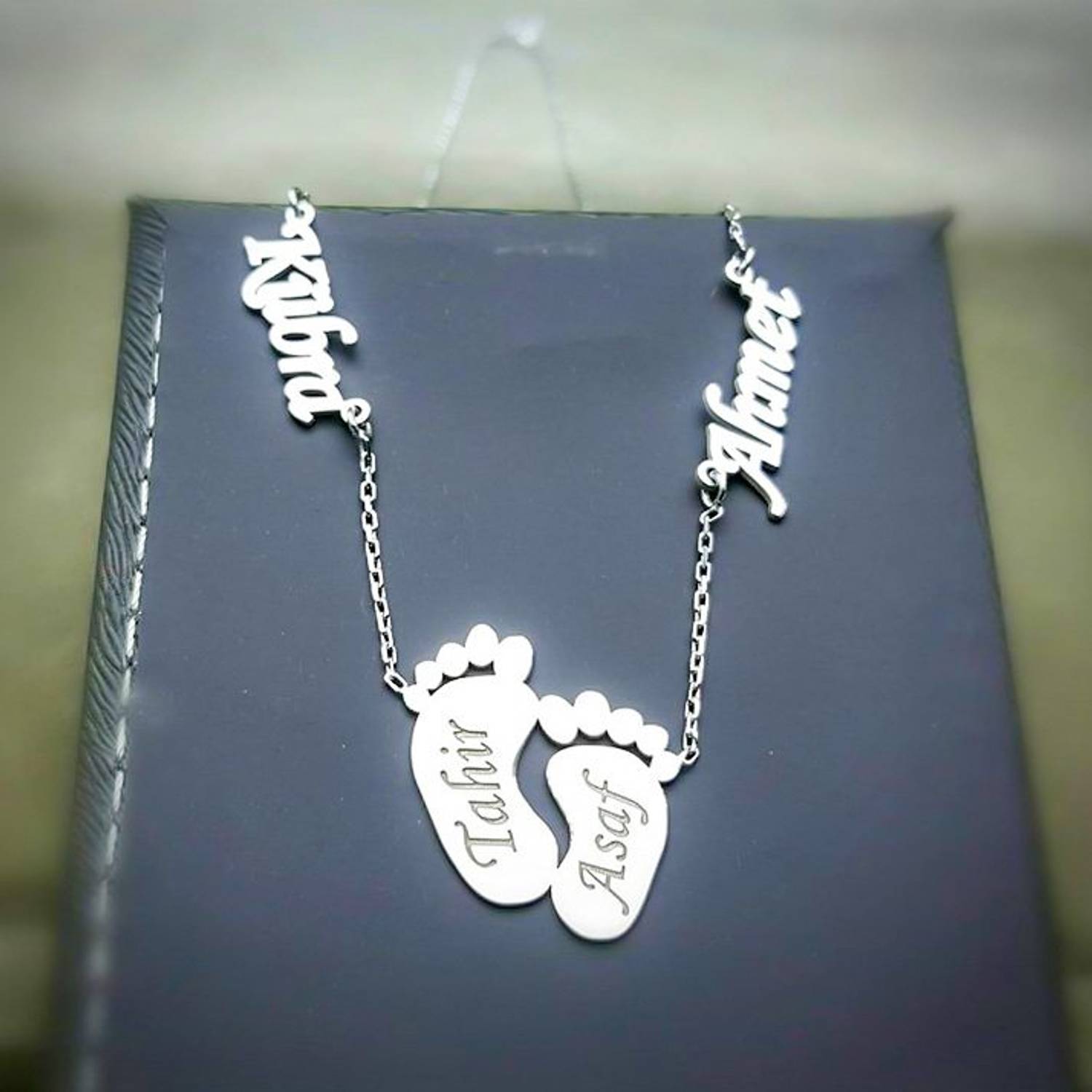 Dört 4 İsimli İlk Adım Kolyesi Aile Kolyesi Gümüş Kolye