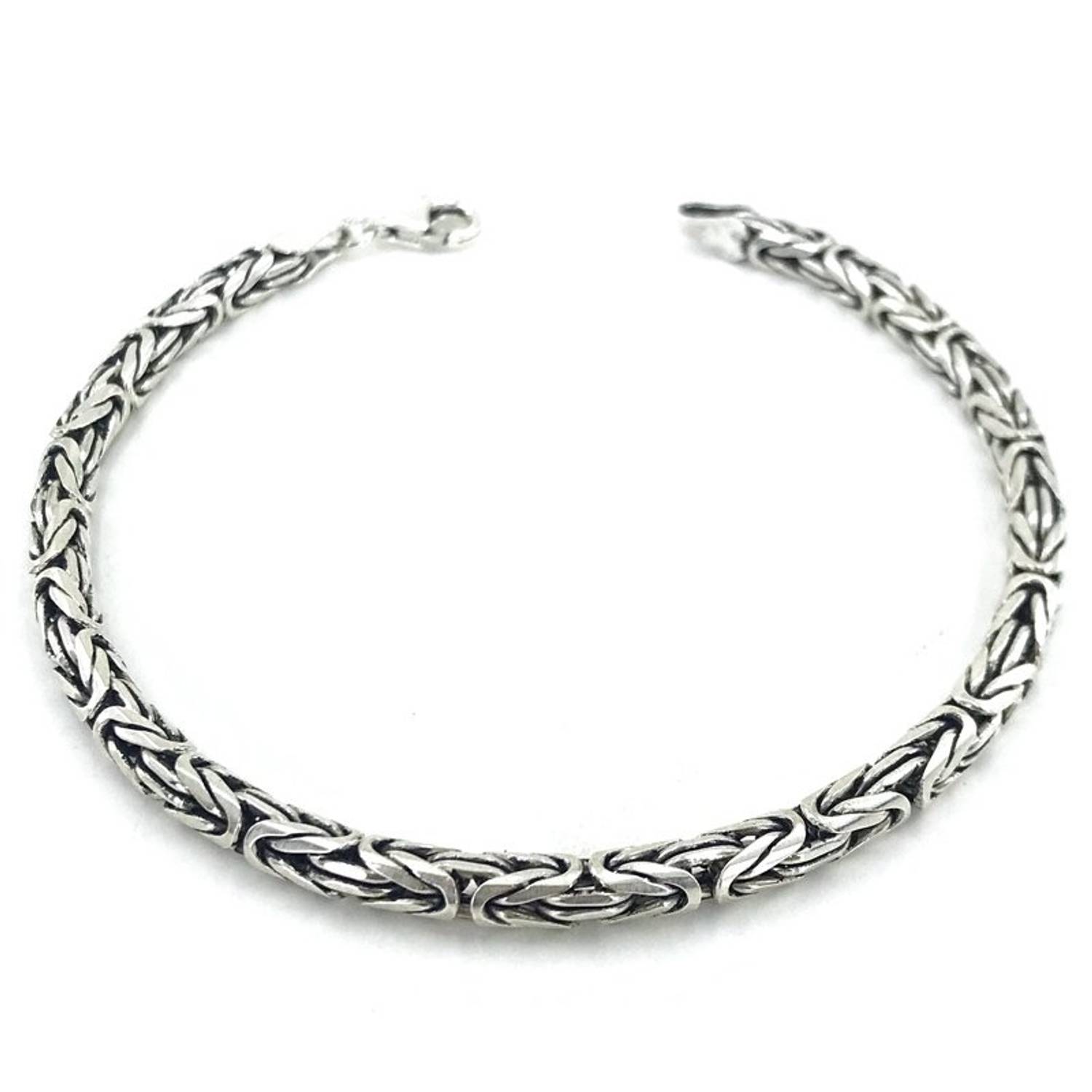 4 مم 18 غرام 21 سم سوار فضي من سلسلة الملك