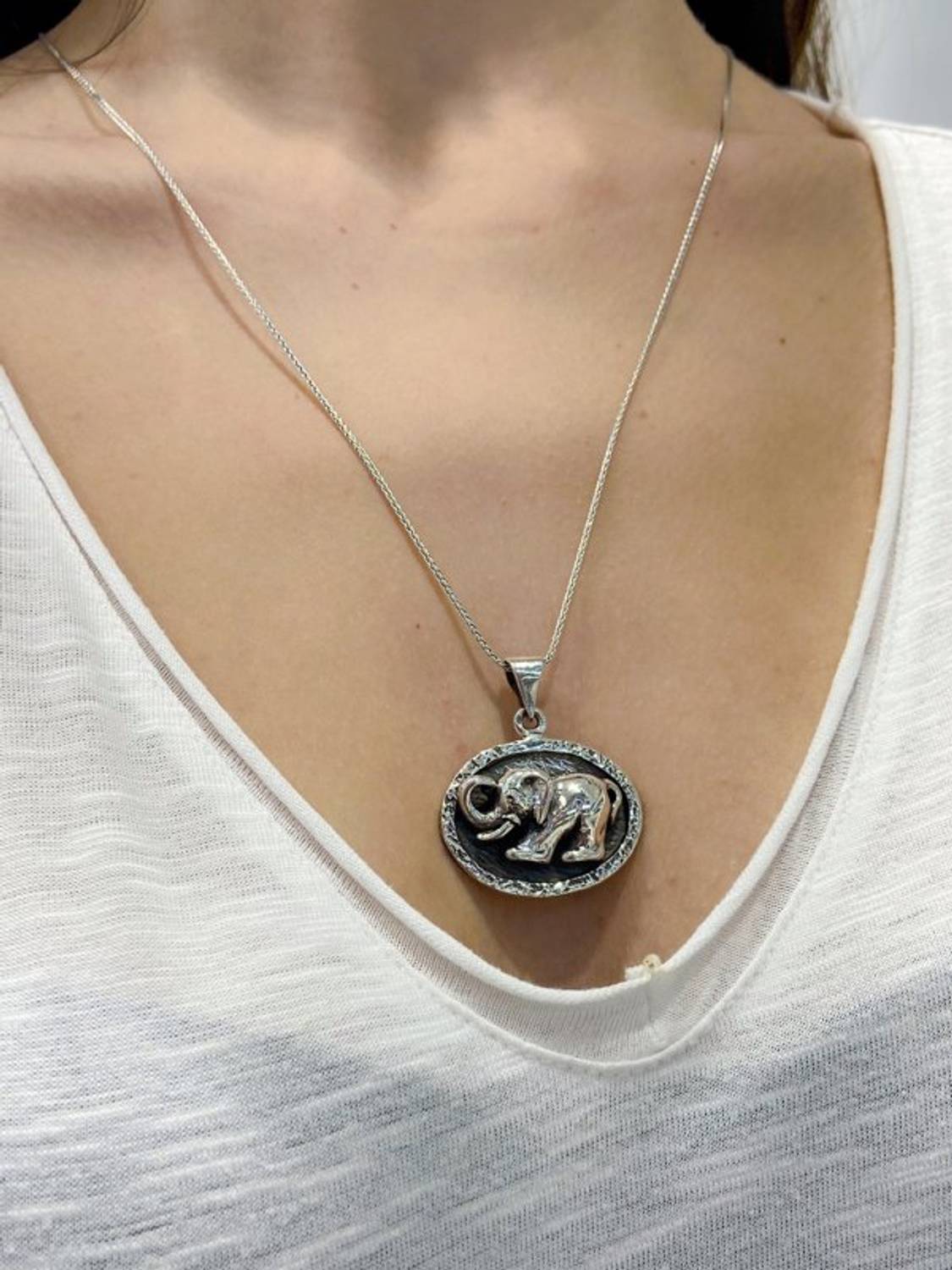 Аутентична підвіска у формі слона з 925 срібла ручного виробництва вагою 15 г, розмір 40x35 мм, 1 рік гарантії, без каміння