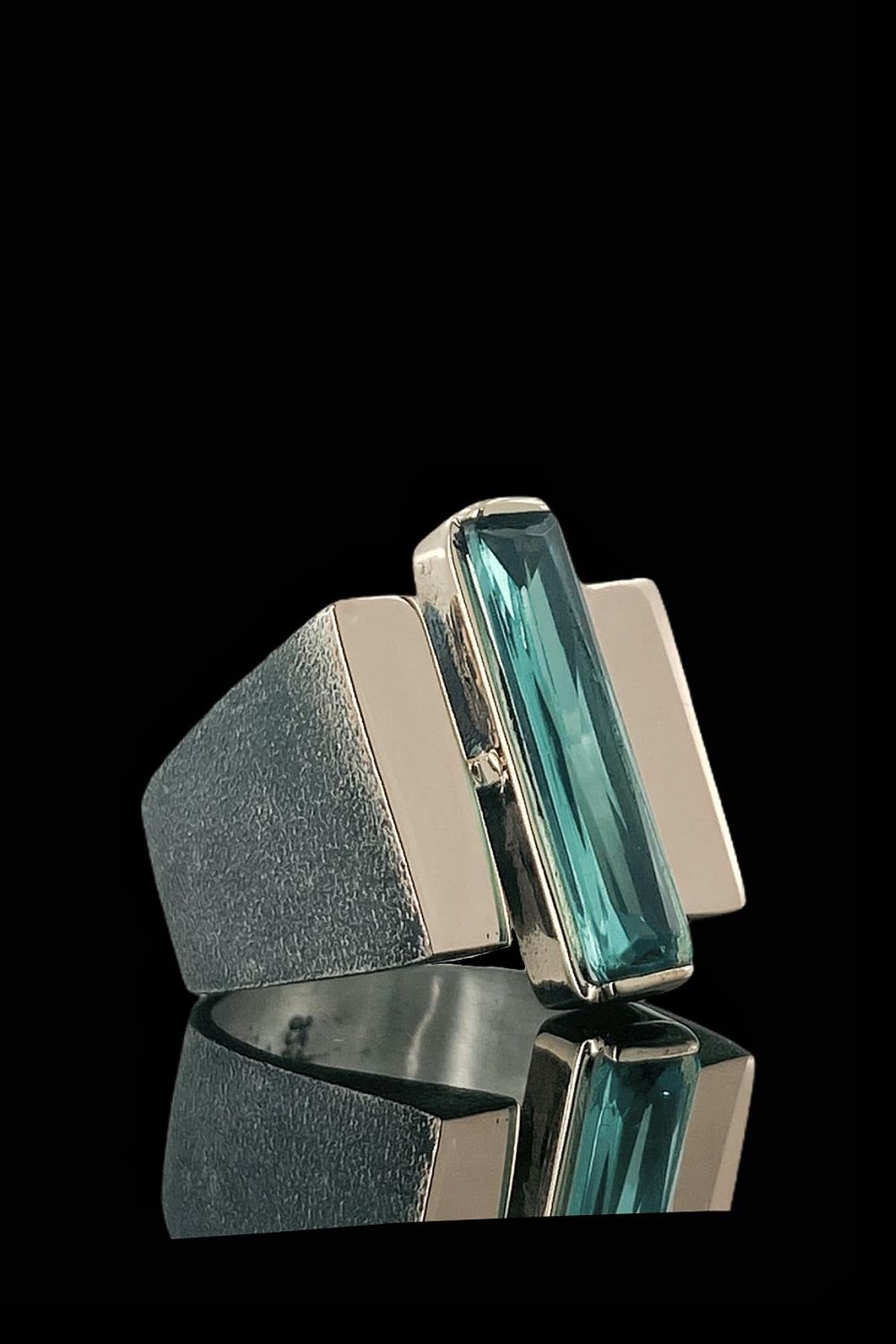 Baguette Blue Topaz Stone Hand Made Authentic 925 Sterling Silver Ring