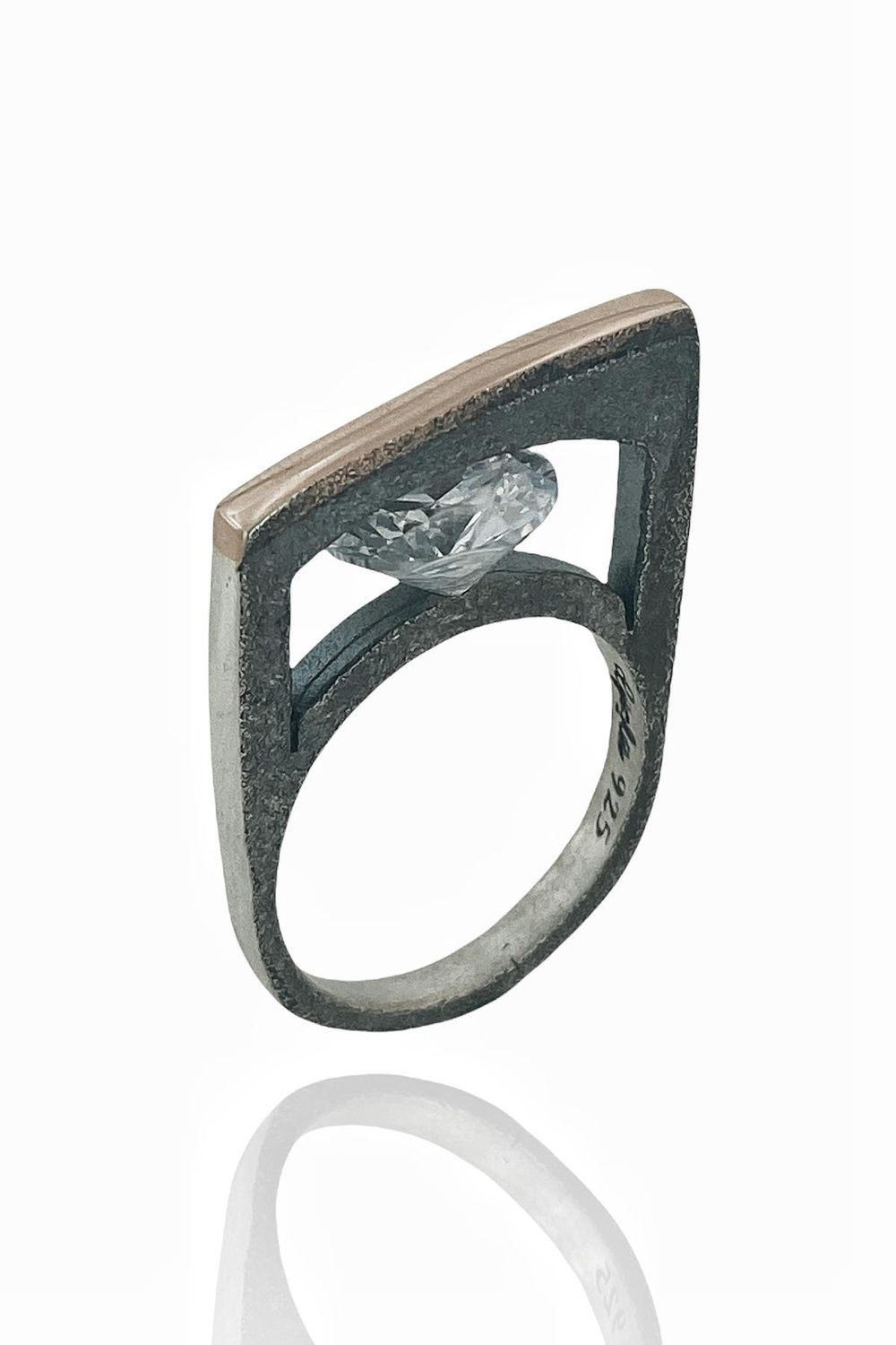 Спеціально розроблений срібний перстень 925 з цирконом 10 мм, ручна робота, 1-й клас обробки, патентований дизайн