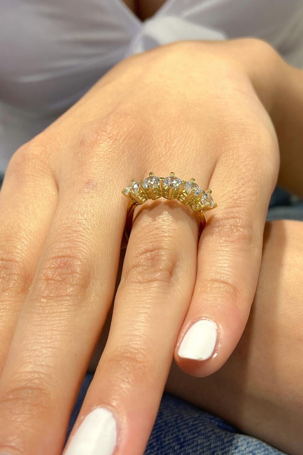 8K Gold Five Stone Daily Ring