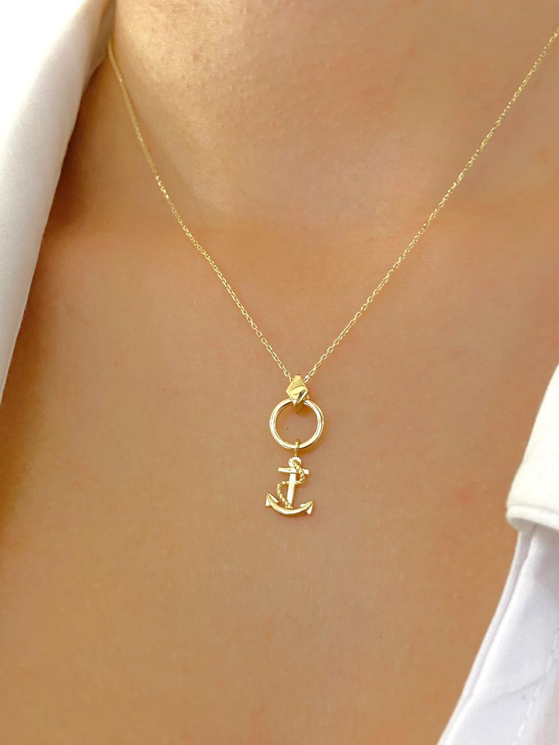 14K Gold Plain Anchor Anchor Necklace Without Stone