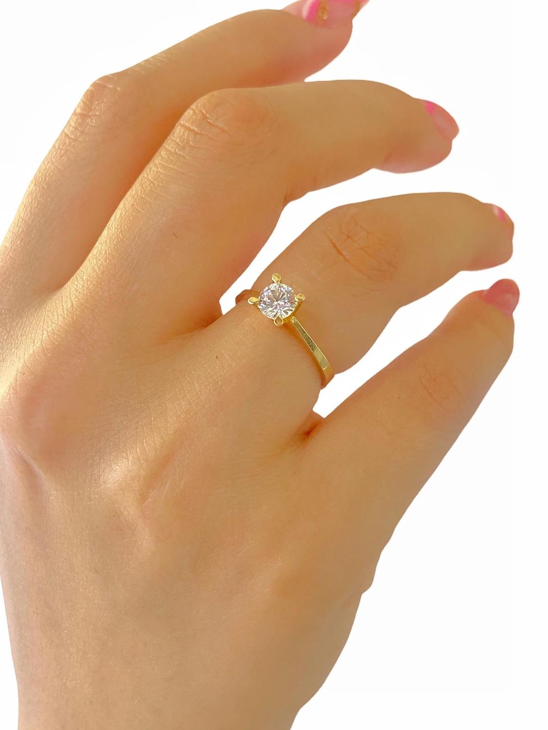 Кольцо из 8-каратного золота с цирконом 5 мм, жёлтое золото, местное производство, доставка за 3 рабочих дня