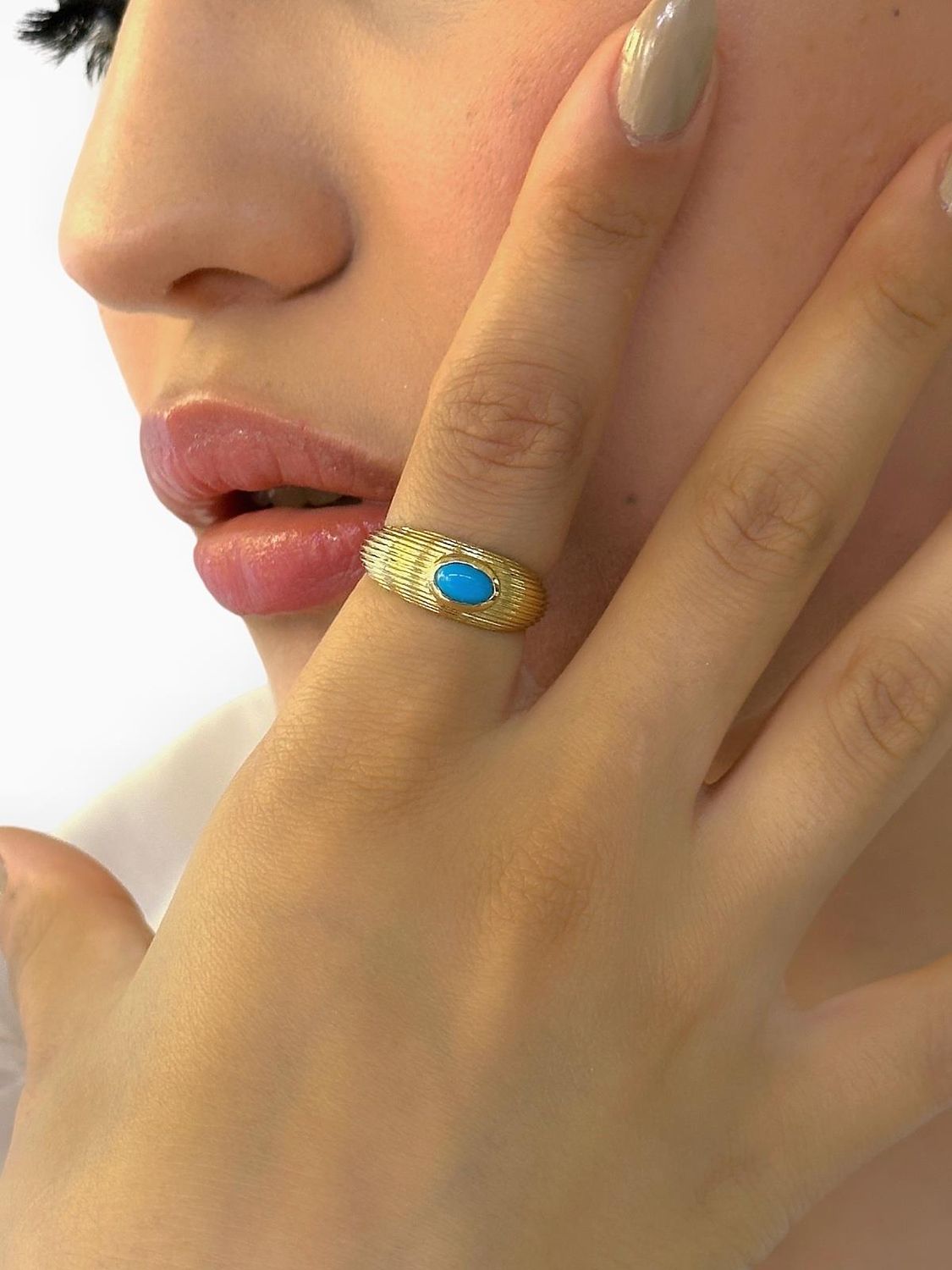 14K Gold Turquoise Stone Top Quality Special Design Ring