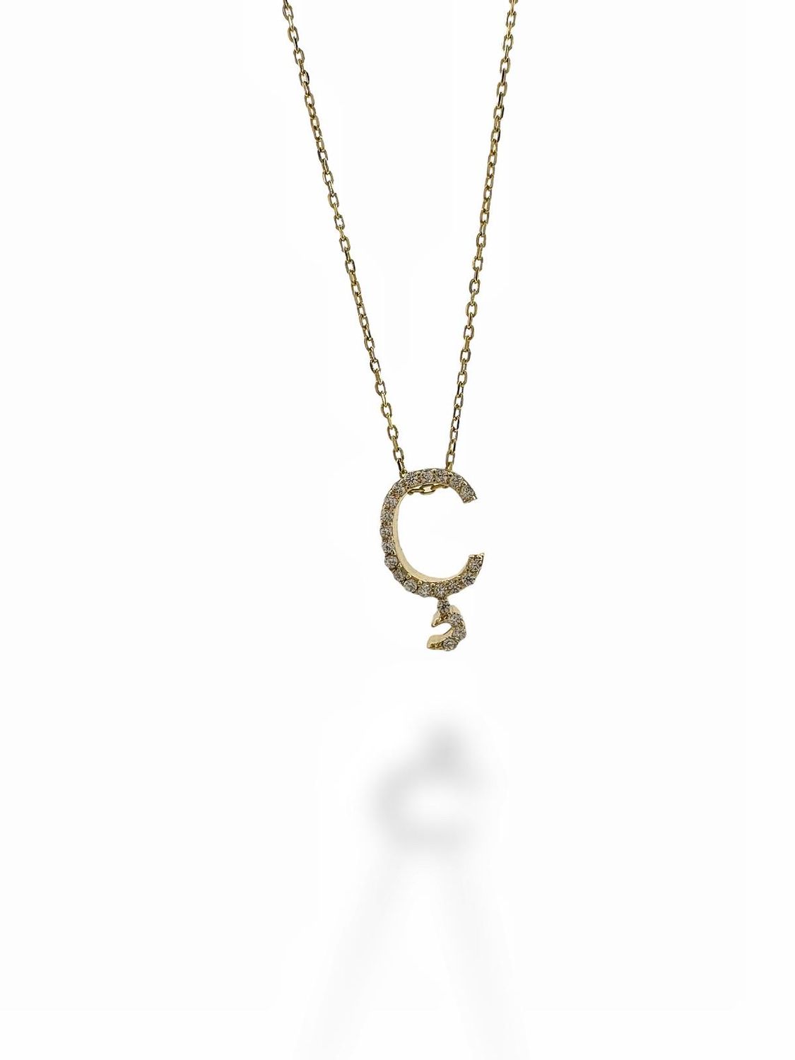 Letter O 14 Carat Gold Letter Necklace Diamond Model