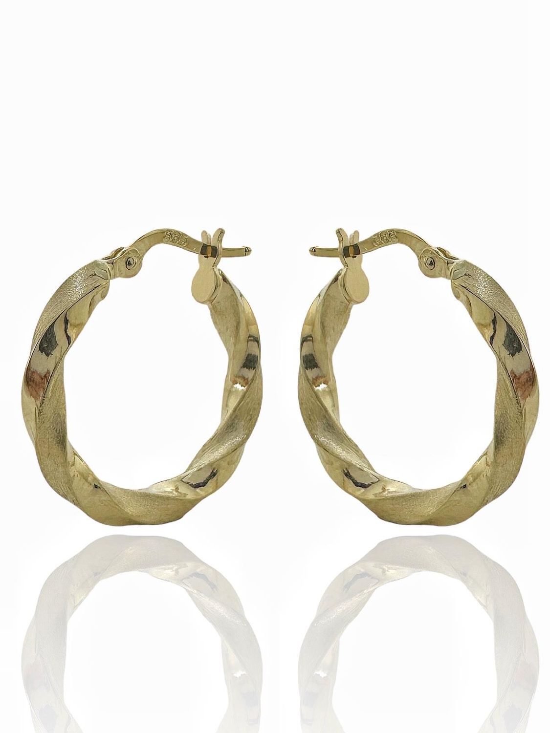 ستونلس عارضة تويست الكلاسيكية 14 قيراط أقراط الذهب