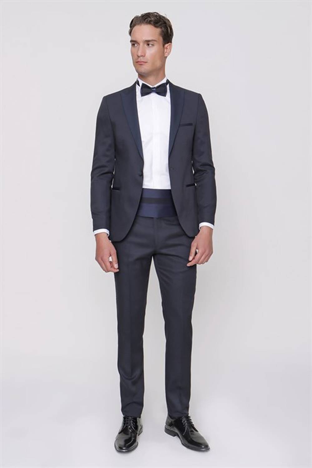  Morven Men's Navy Blue Taiga Bow Tie Sash Ceromonia Suit