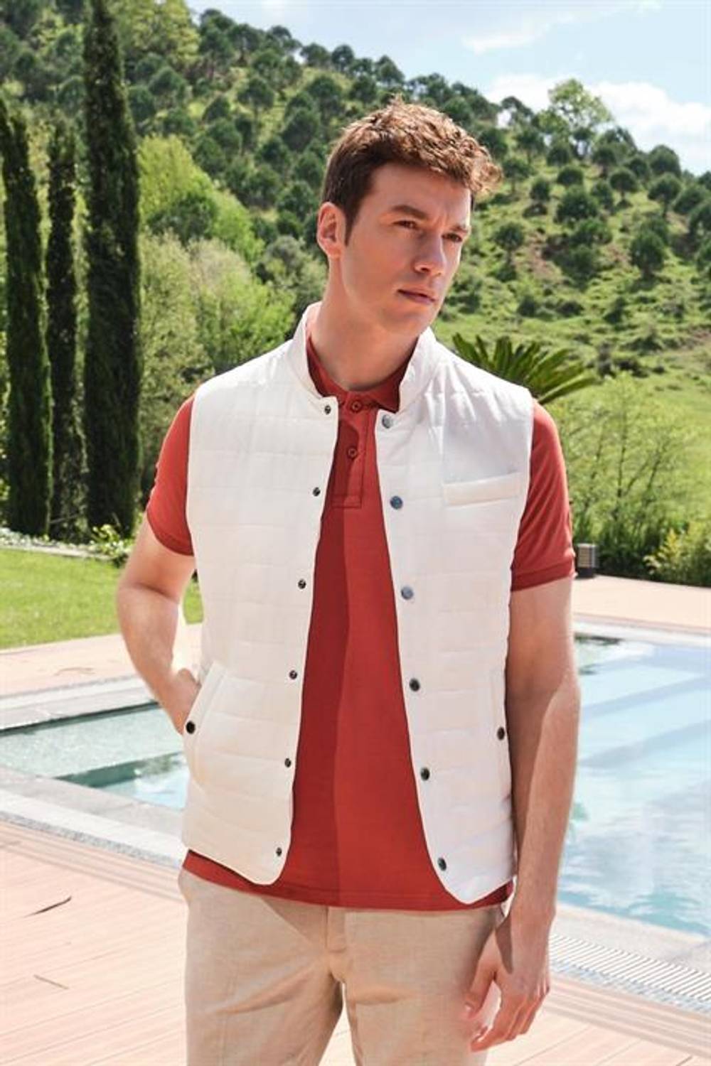 سترة رياضية مبطنة للرجال من Morven Stone Marfil Patek Dynamic Fit Rail