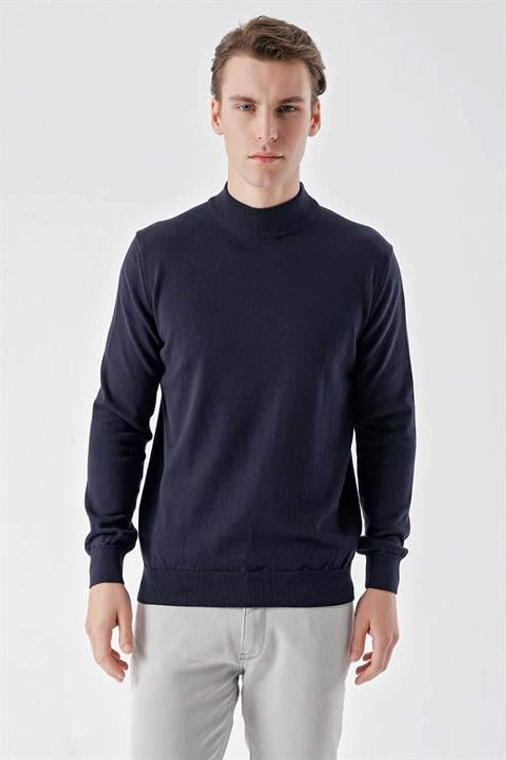 Morven Erkek Lacivert Basic Yarım Balıkçı Yaka Dynamic Fit Rahat Kesim Triko