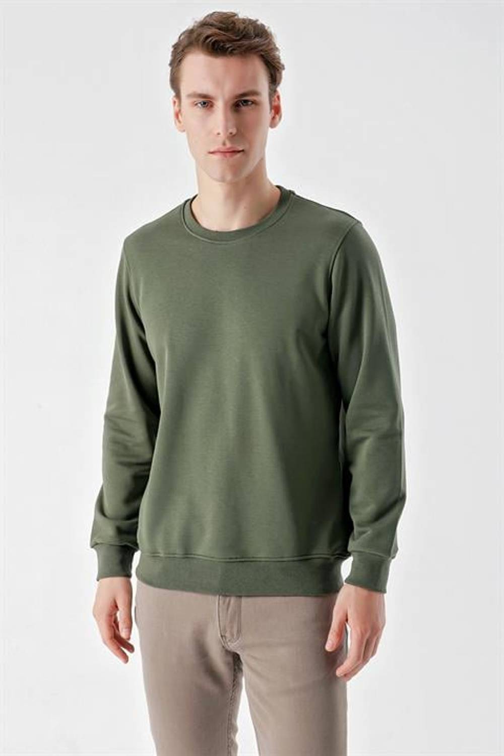 Morven Men's Green Basic Crew Neck Sweat-Shirt