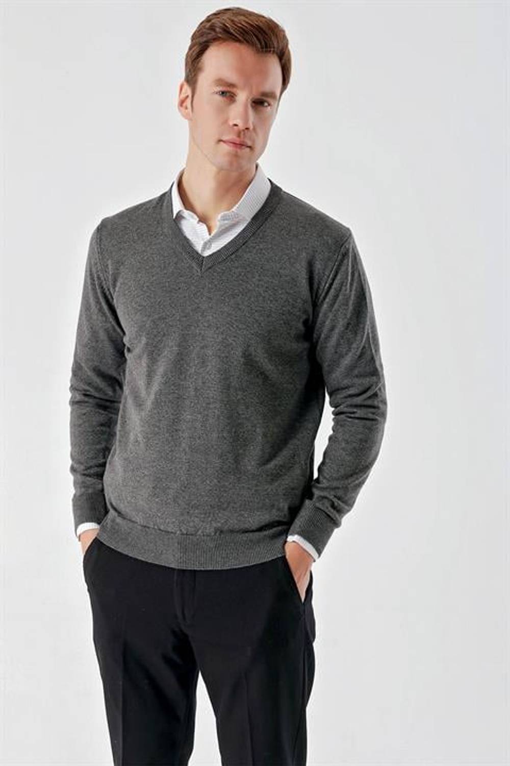 Morven Men's Smoked Basic V-Neck Dynamic Fit Comfortable Cut Knitwear