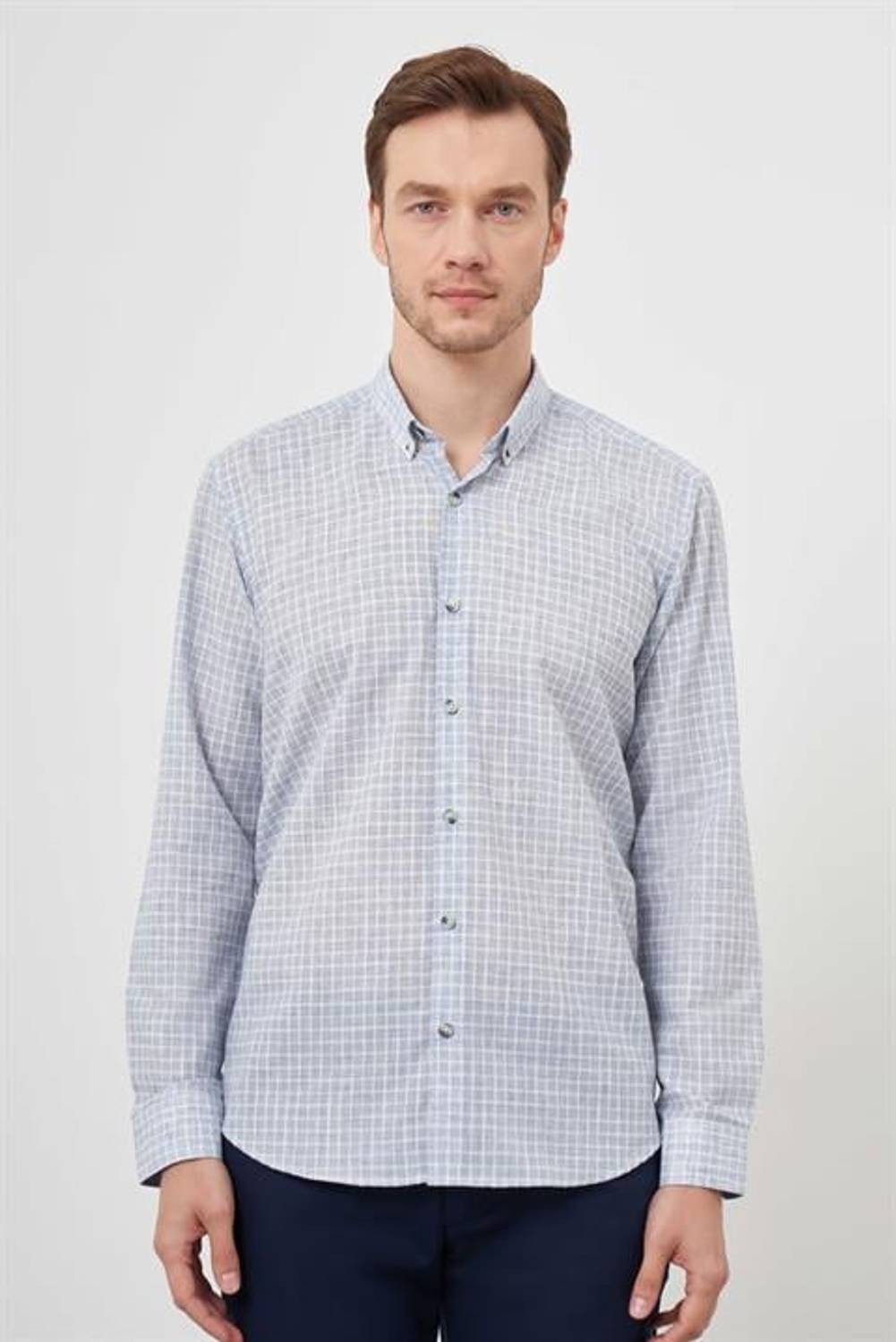 Мужская рубашка Morven синяя клетчатая с пуговичным воротником, прямой крой, 70% хлопок, 15% полиэстер, 15% лен, без карманов, длинный рукав