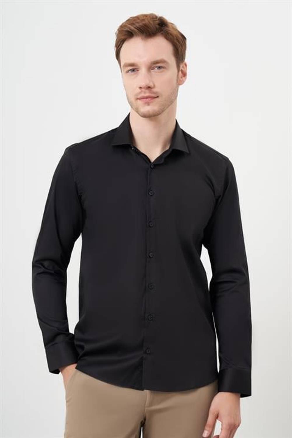 قميص أسود مريح بتصميم إيطالي للرجال من مورن، قطن 100%، دون جيوب، بأزرار، بأكمام طويلة، مناسب للقياسات الجسدية المختلفة