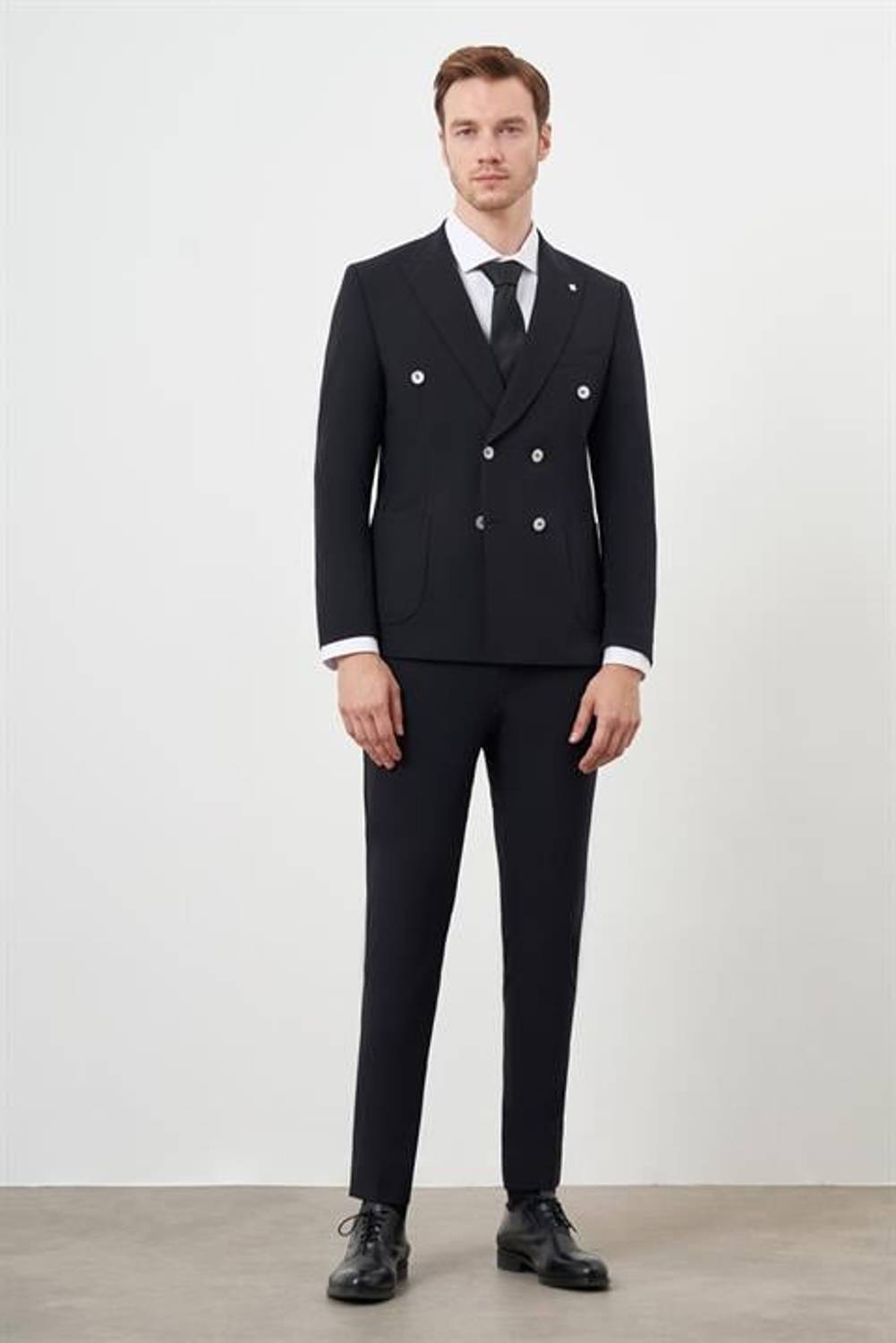 Morven Erkek Siyah Polyamide Trend Kruvaze Slim Fit Sivri Yaka Takım Elbise