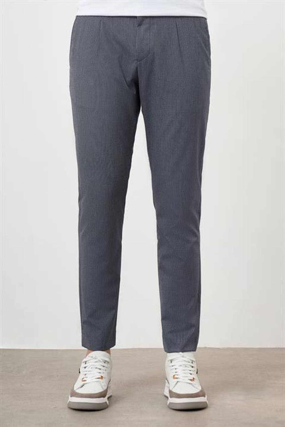 Morven Erkek Lacivert Poliviskon Trend Pileli Slim Fit Spor Pantolon