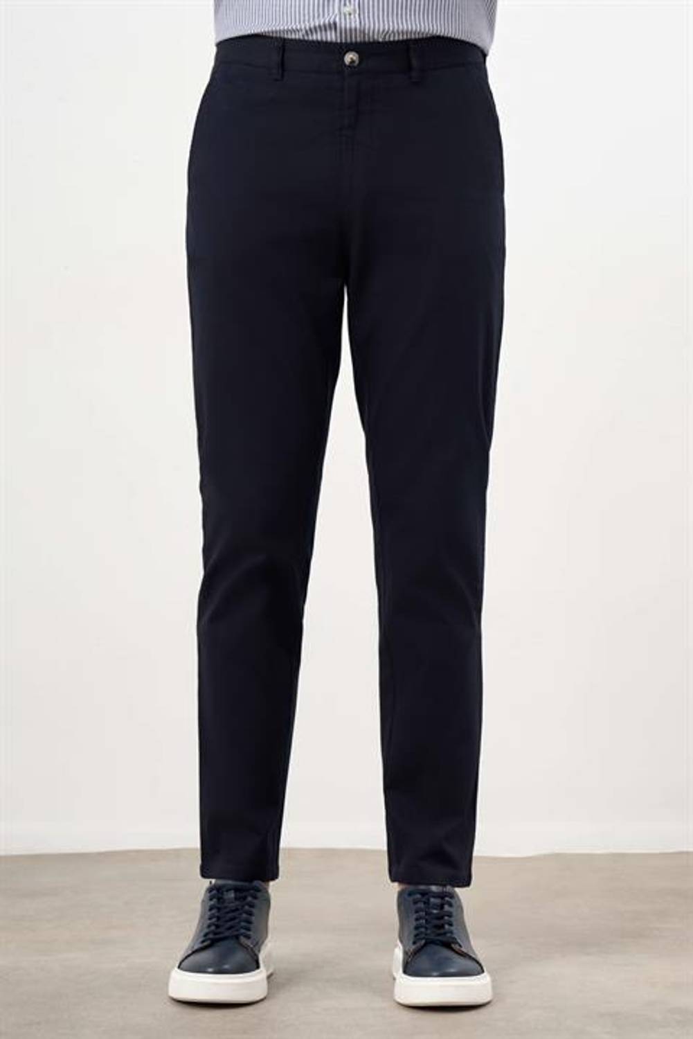 Morven Erkek Lacivert Yazlık Pamuk Yan Cep Dynamic Fit Chino Pantolon