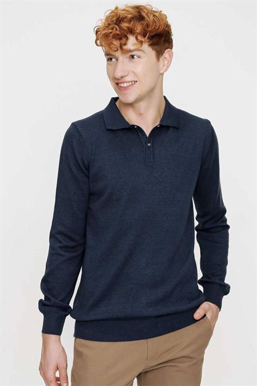 Men's Dynamic Fit Basic Polo Collar Knit Sweater in Indigo