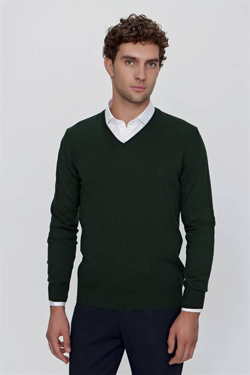 Basic Dinamik Fit Rahat Kesim V Yaka Triko Kazak