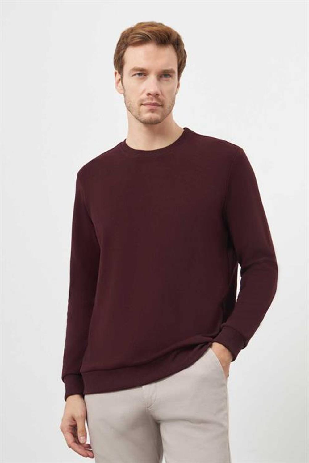 Чоловічий бургундський світшот з круглим вирізом, динамічний фіт, 65% поліестер, 35% віскоза, без кишень, довгі рукави
