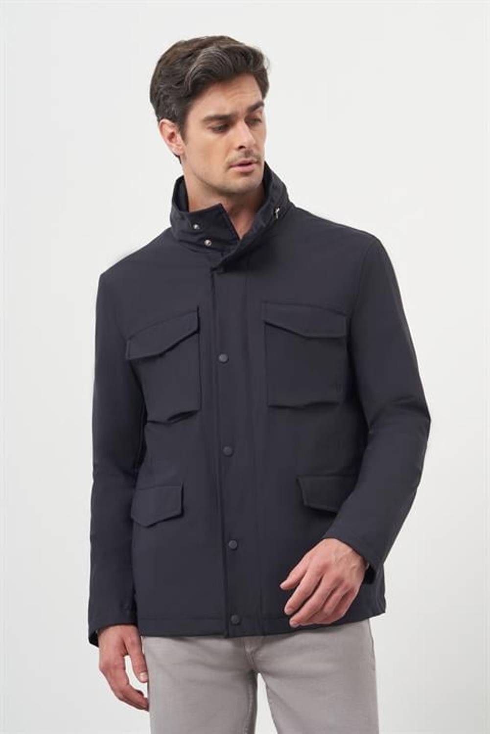 معطف بولياميد أزرق داكن للرجال بغطاء مزود بأزرار وسحاب، بطانة مدروسة، تصميم ديناميكي، متوفر بمقاسات XL، 3XL، L، M، XXL