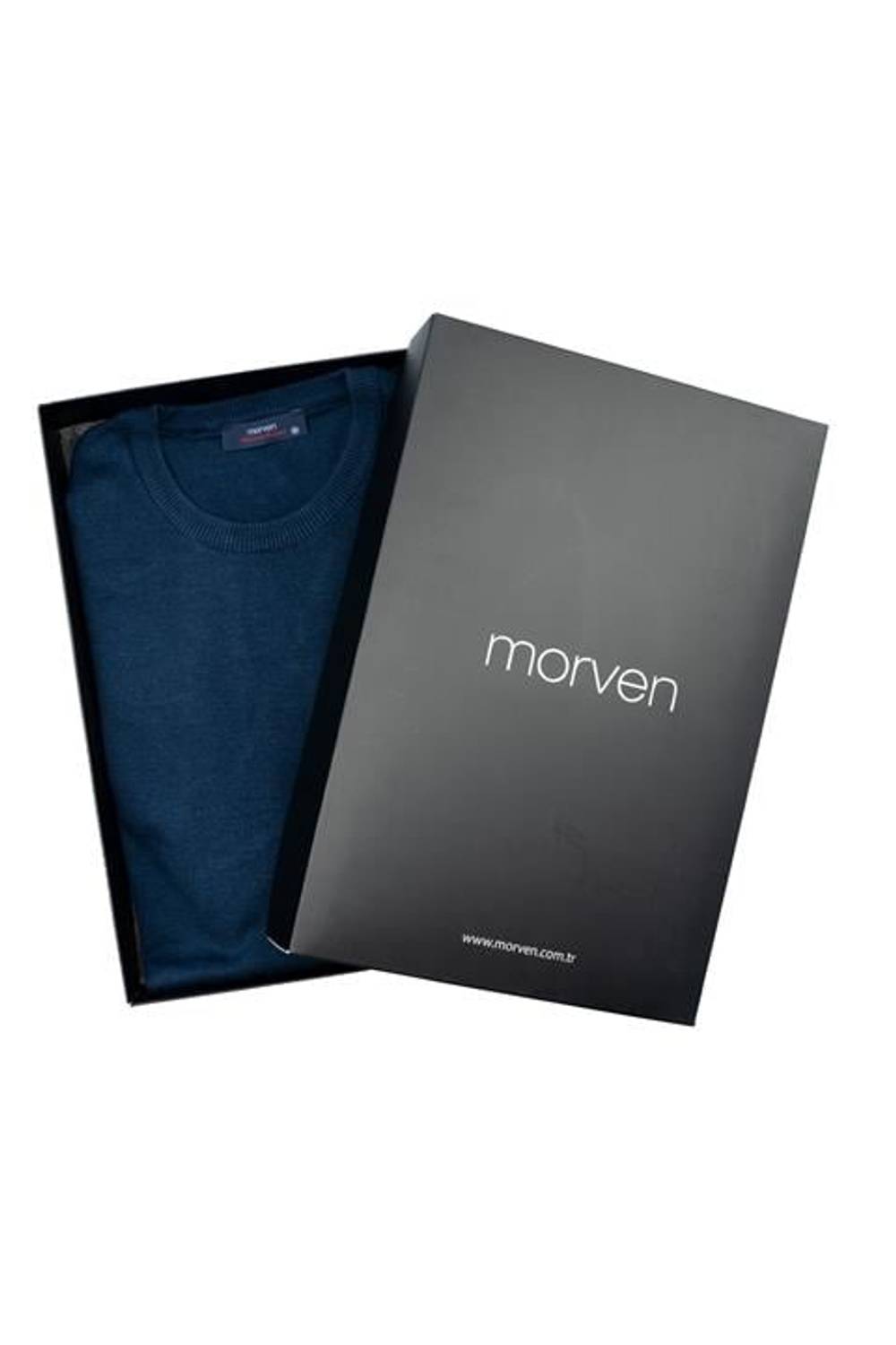 Індиго базовий трикотажний светр з динамічною посадкою без кишень, чоловічий, круглий виріз, комфортний і стильний.