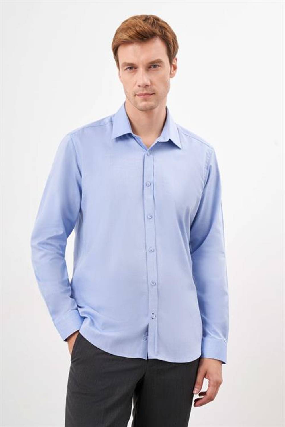Morven Erkek Mavi Pamuk Düz Desen Sert Yaka Regular Fit Gömlek