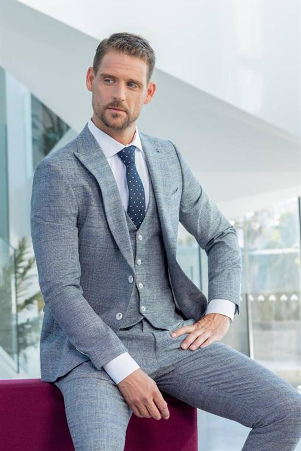 Morven Erkek Lacivert Poliviskon Trend Yelekli Desenli Slim Fit Sivri Yaka Takım Elbise