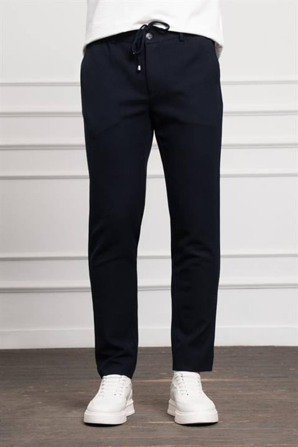 Morven Erkek Lacivert Jogger Slim Fit Dar Kesim Çıtçıtlı İpli Pantolon