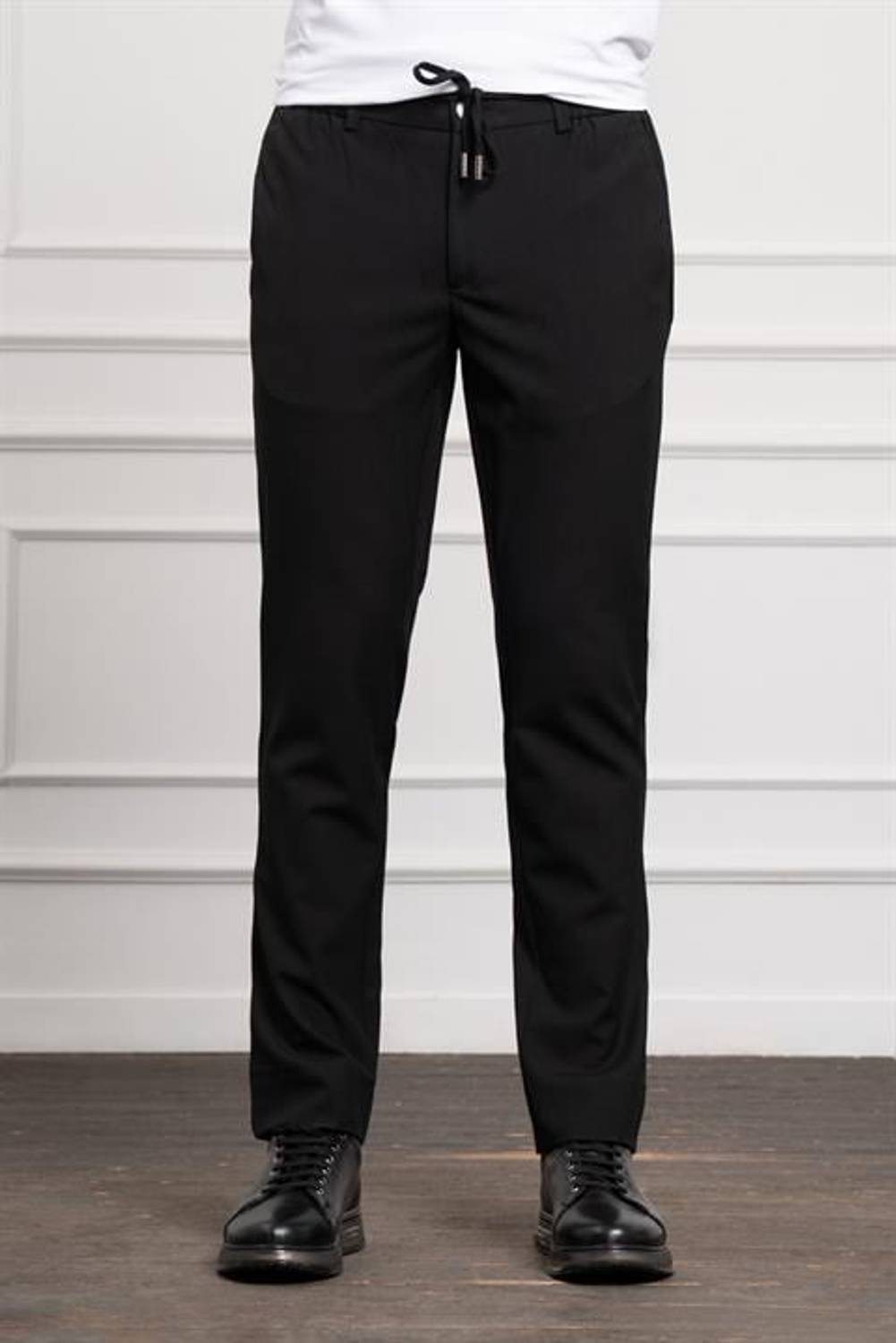 Morven Erkek Siyah Slim Fit Dar Kesim İpli Jogger Pantolon