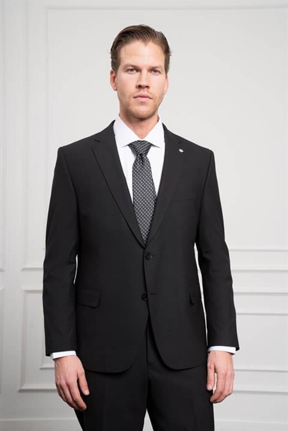 Morven Erkek Siyah Yünlü Platinium 4-Drop Dynamic Fit Mono Yaka Takım Elbise