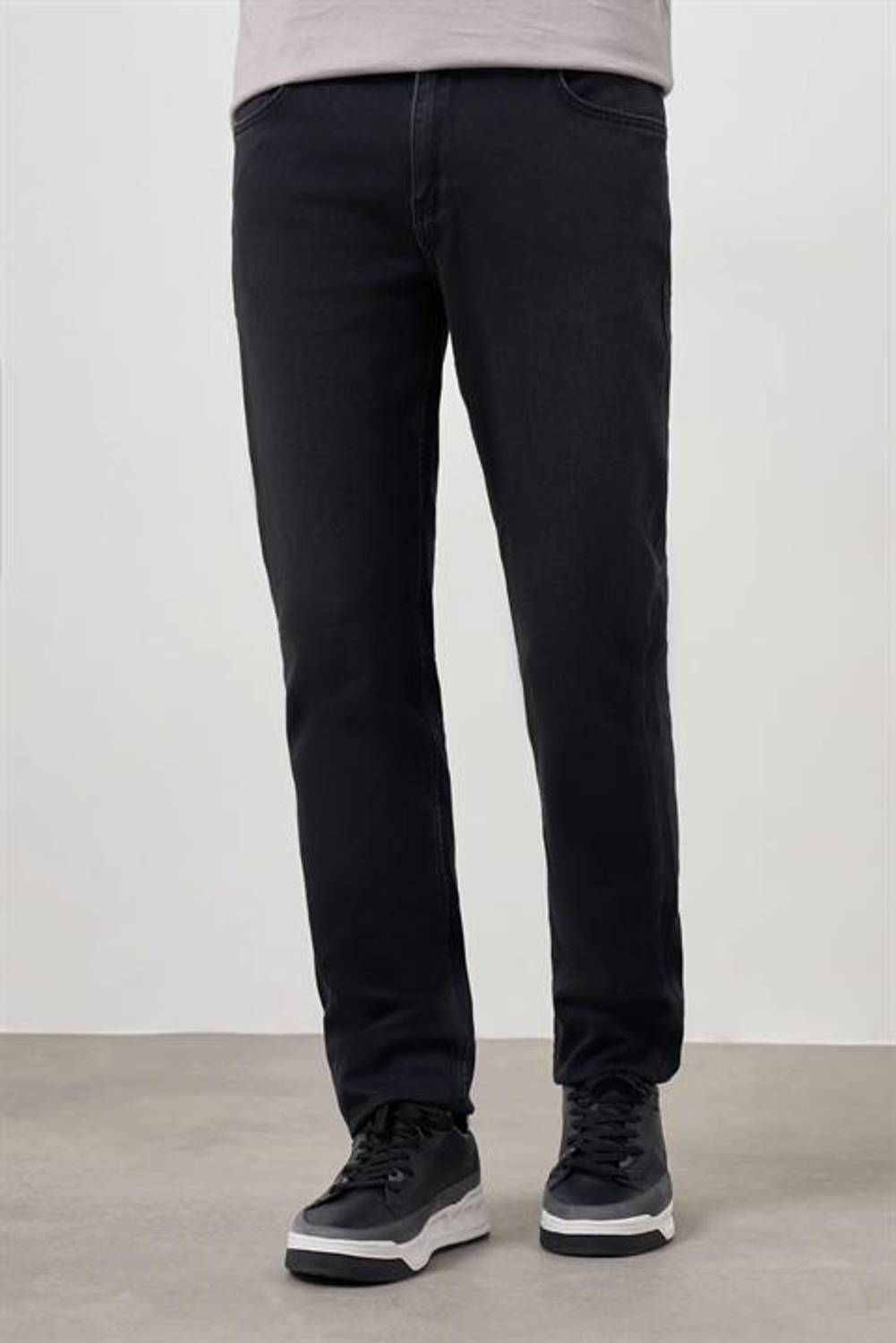 Morven Erkek Siyah Denim 5 Cep Dynamic Fit Jean Kot Pantolon