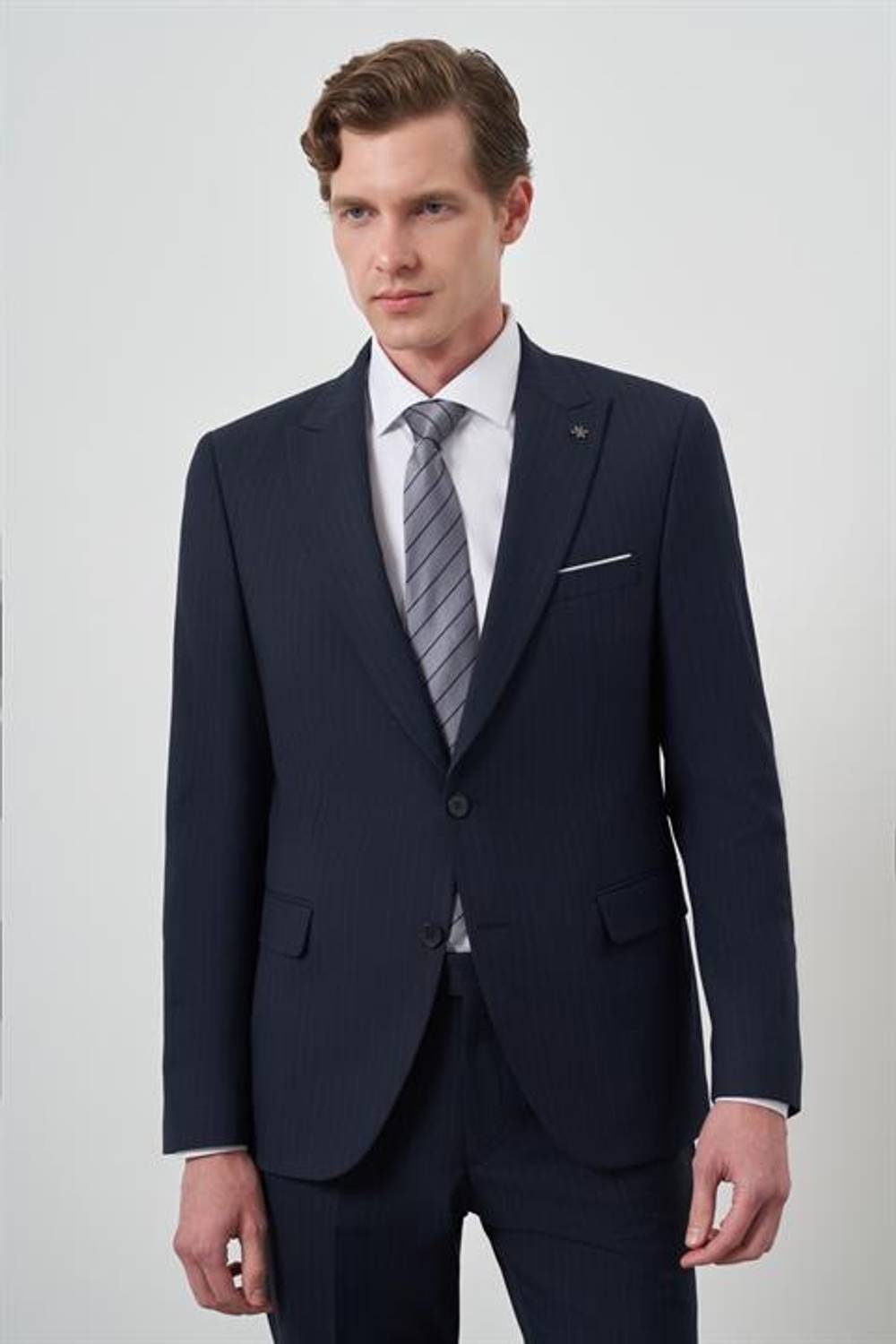 Morven Erkek Lacivert Poliviskon Çizgili Slim Fit Sivri Yaka Takım Elbise