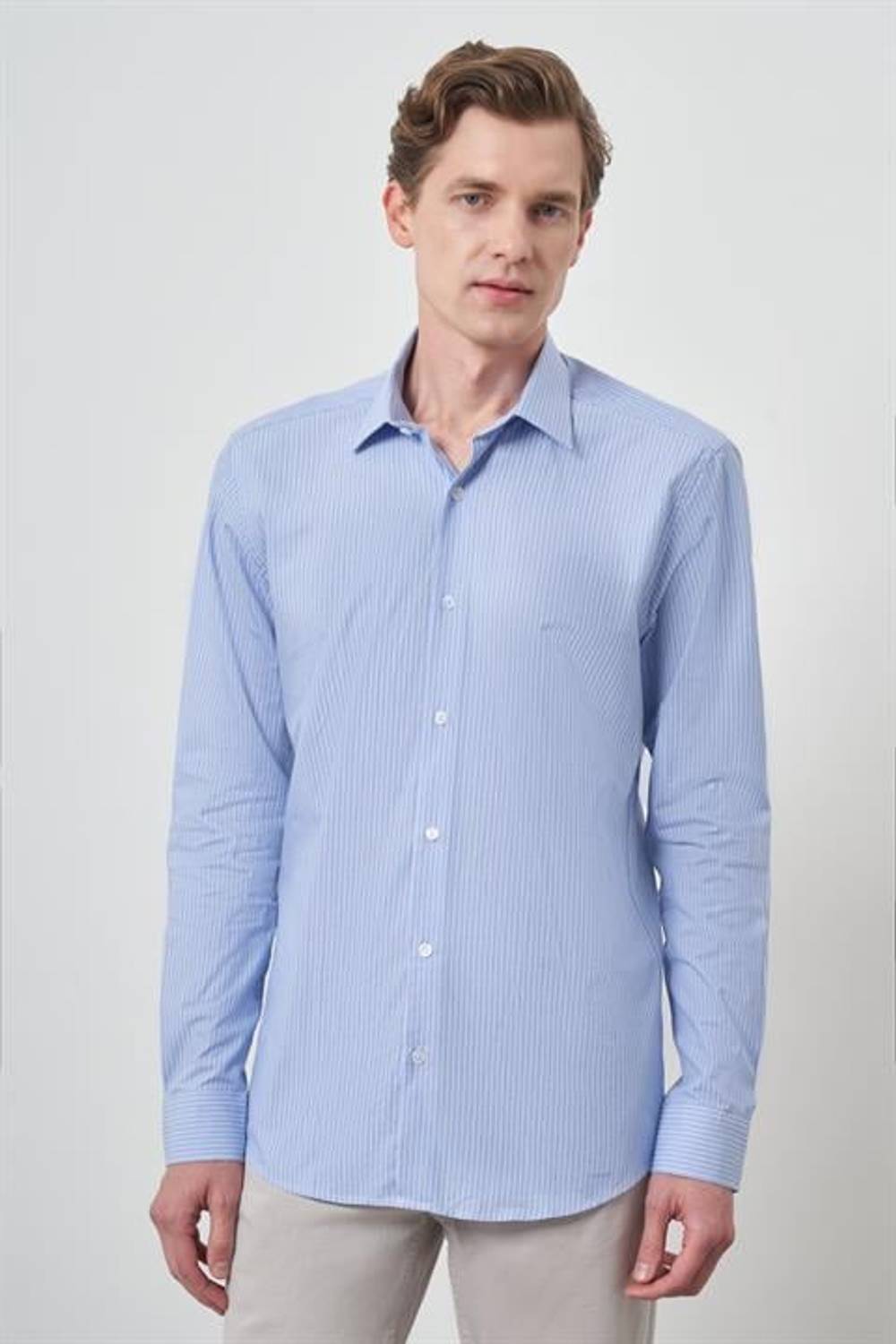 Morven Erkek A. MAVİ Pamuk Trend Slim Fit Sert Yaka Gömlek