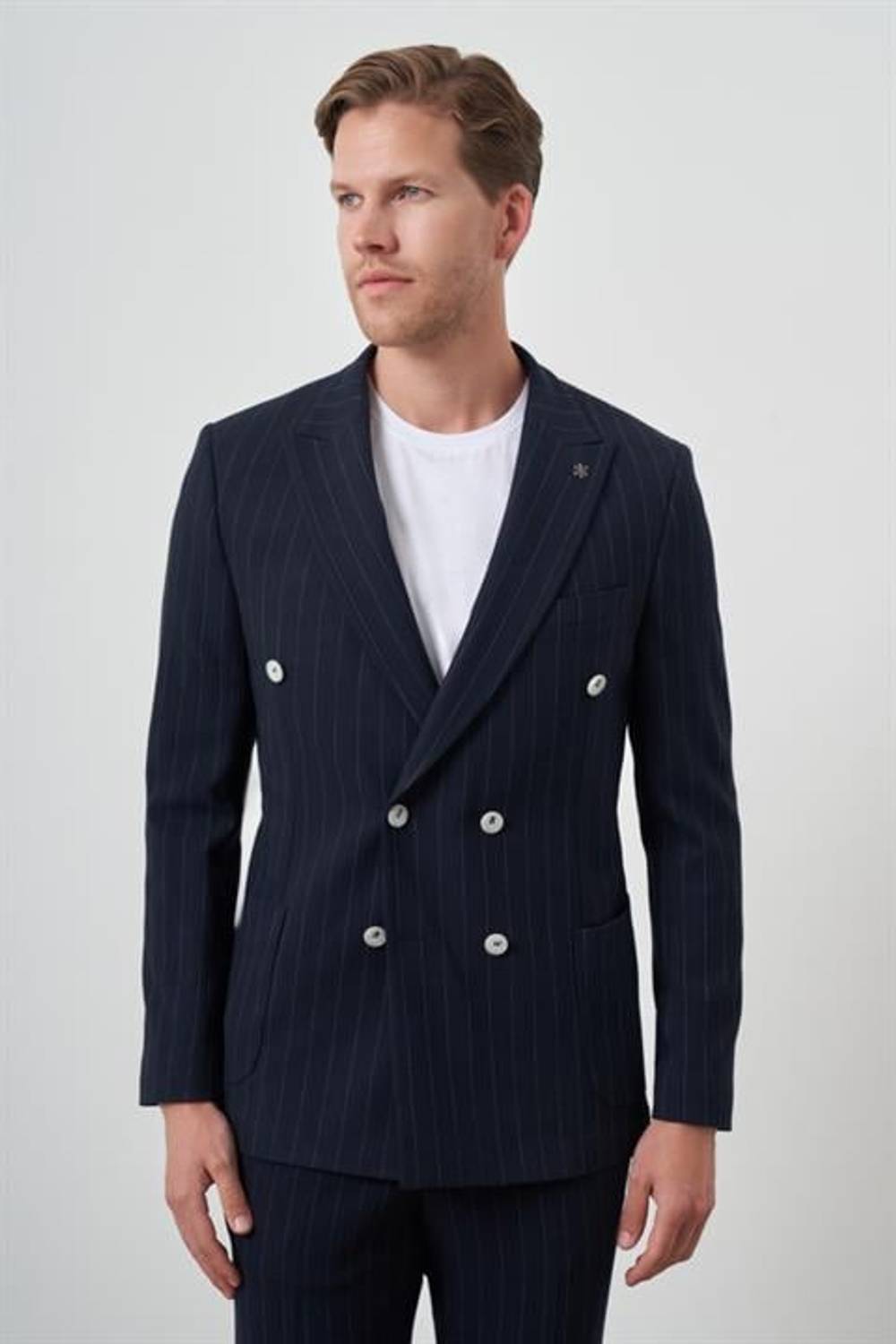 Morven Erkek Lacivert Trend Kruvaze Slim Fit Sivri Yaka Takım Elbise