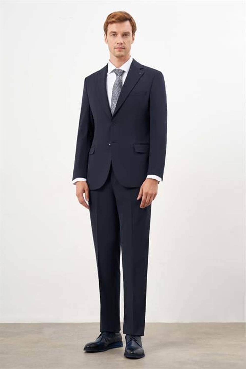 Мужской тёмно-синий классический костюм Morven с динамичной посадкой, 50% полиэстер, 45% вискоза, 5% лайкра, длинные рукава, модель 50