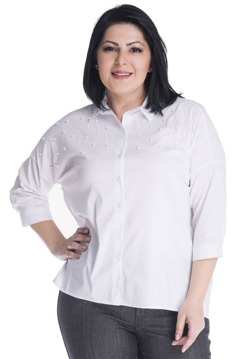 قميص 3/4 كم مزين باللؤلؤ