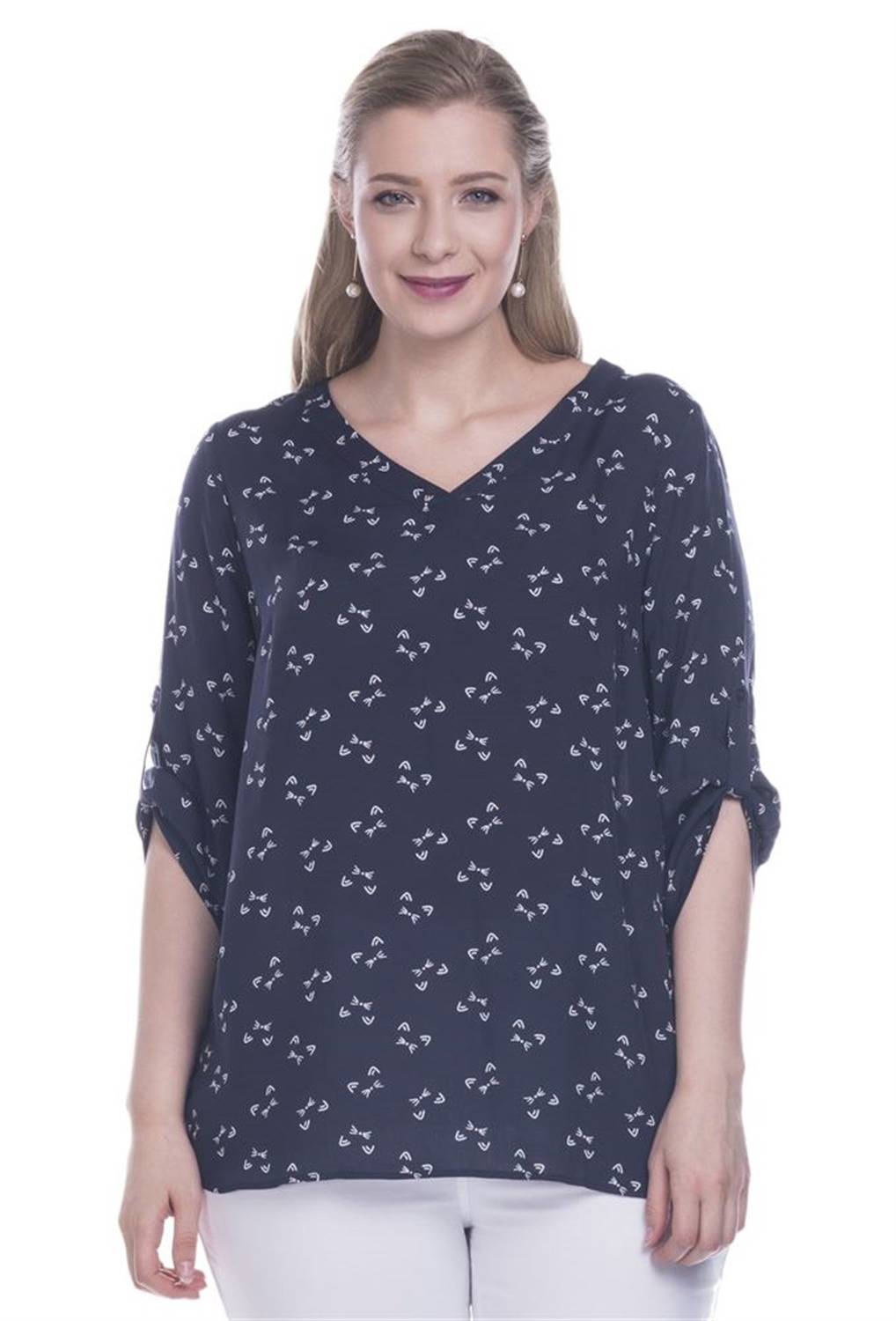 V-Neck 3/4 Sleeve Blouse