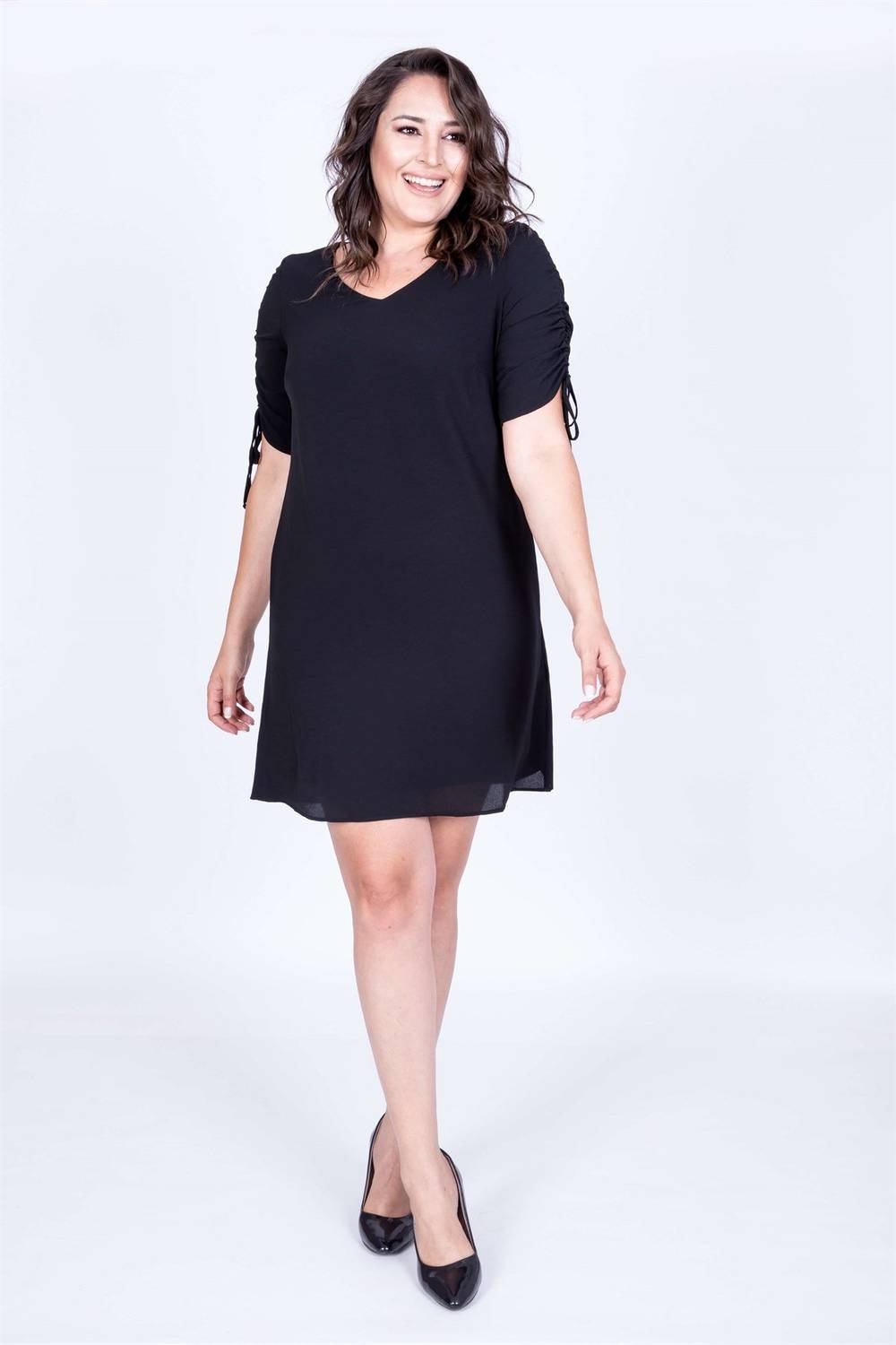 Black Sleeves Pleated Lined Dress