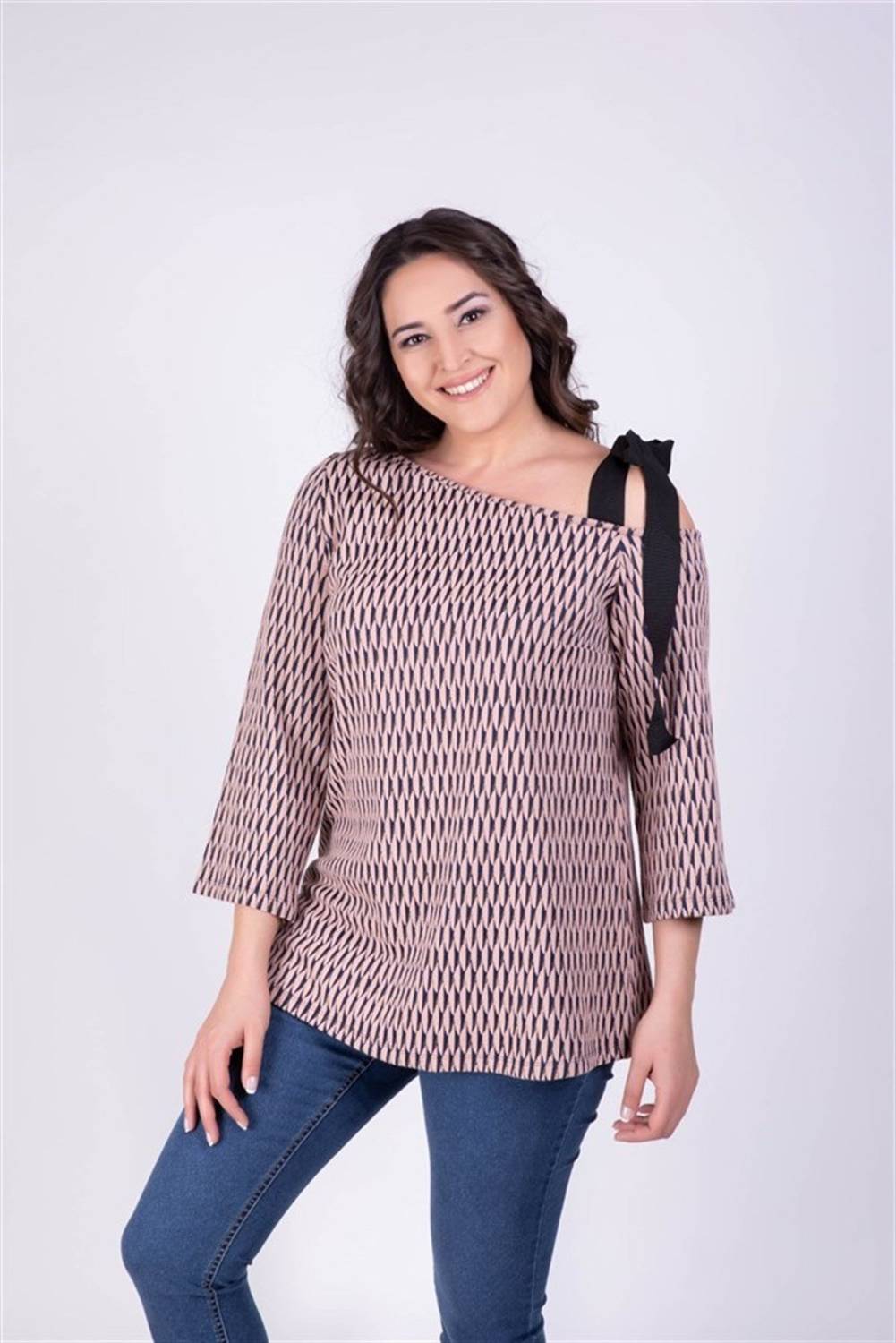 One-Shoulder Striped Patterned Blouse