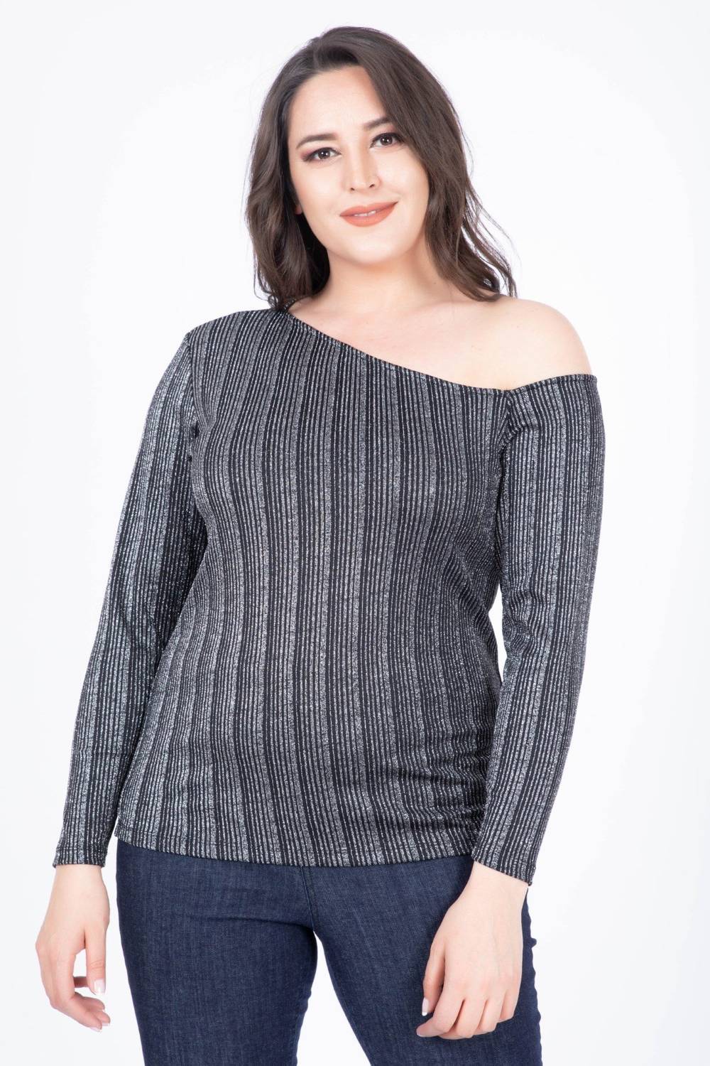 Ассиметричный V-образный вырез, блестящая футболка большого размера, полосатый узор, 100% полиэстер, вспомогательные размеры XL-3XL