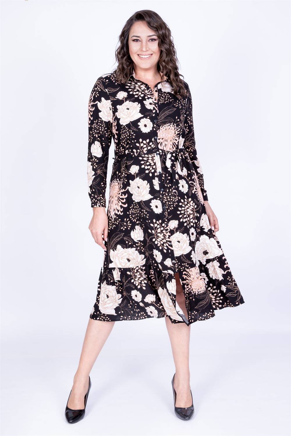 Рубашечное платье с оборками, 100% вискоза, стандартный крой, цвет черный, размер 40-52, длина 120 см, длинные рукава.