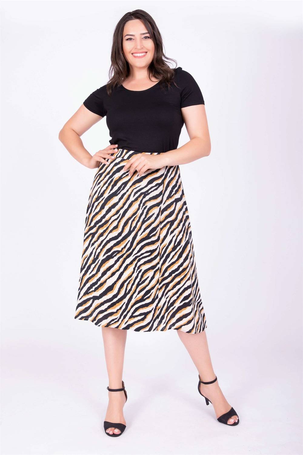 Сукня-обруч для великих розмірів з зебровим візерунком, високою талією та легким матеріалом 100% віскоза, моделі 40-52
