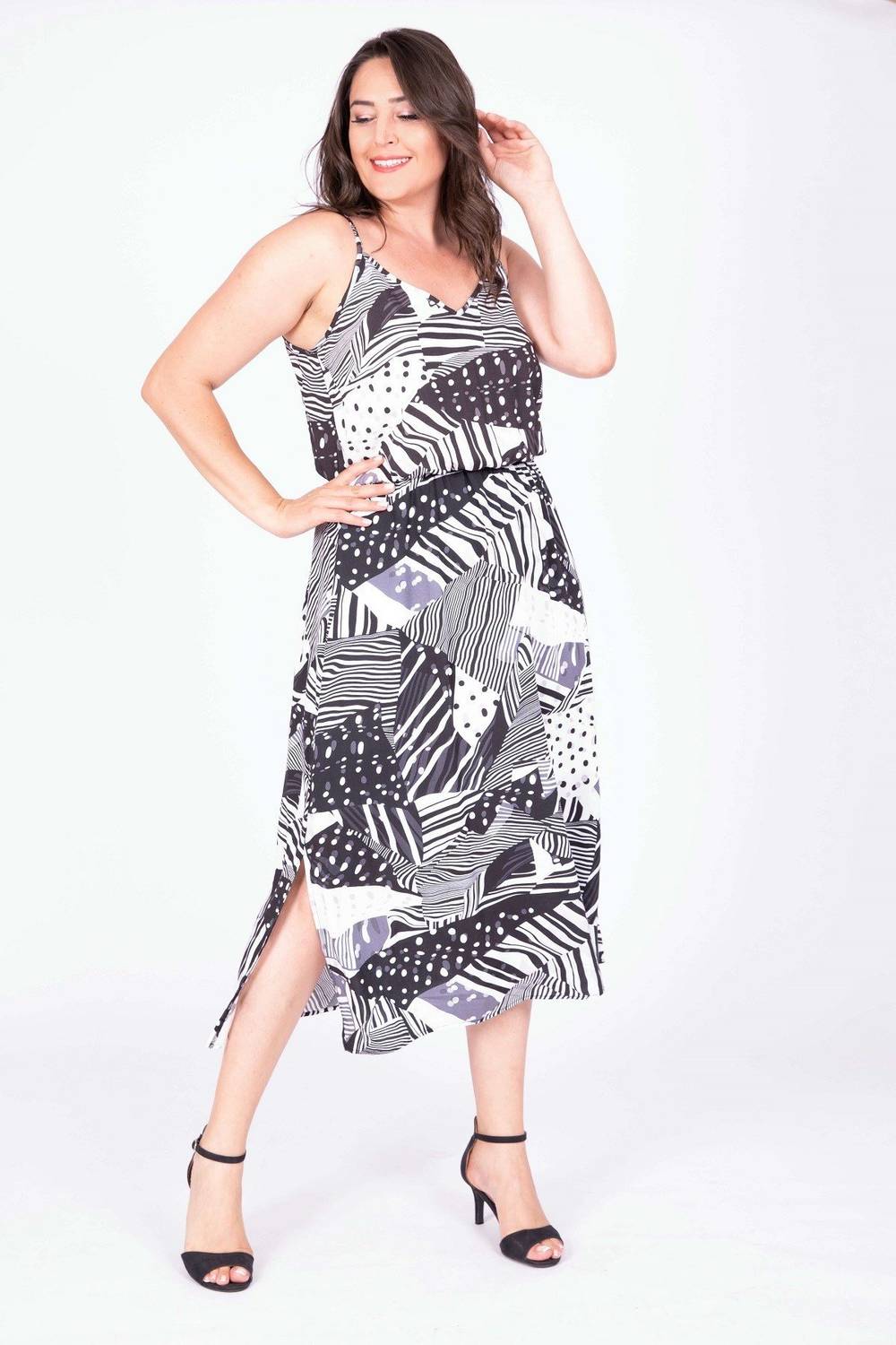 فستان بحمالات بخصر مطاطي