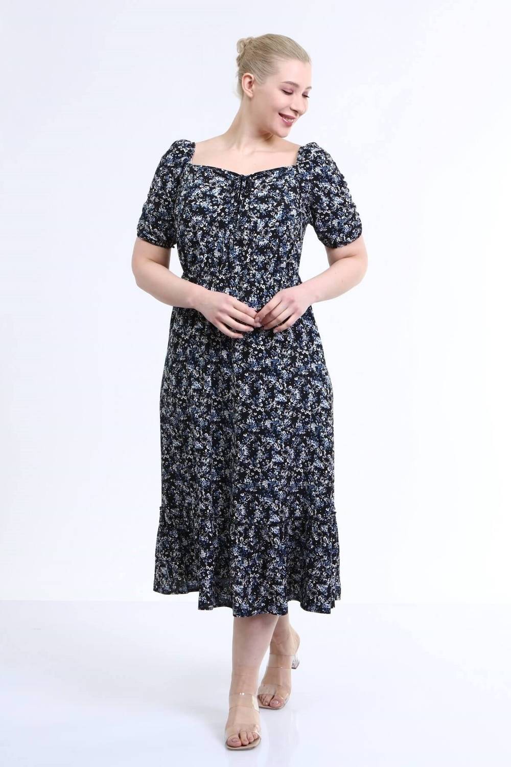 Yaka Detaylı Prenses Kol Elbise