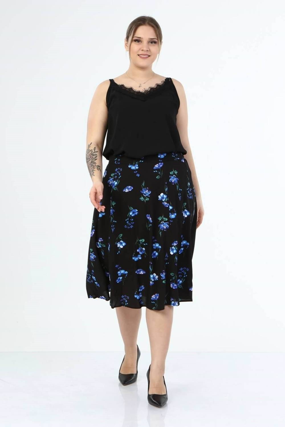 Удобная цветочная юбка с высокой талией и эластичным задним поясом для большого размера, 100% вискоза, длина 73 см, цвета: черный