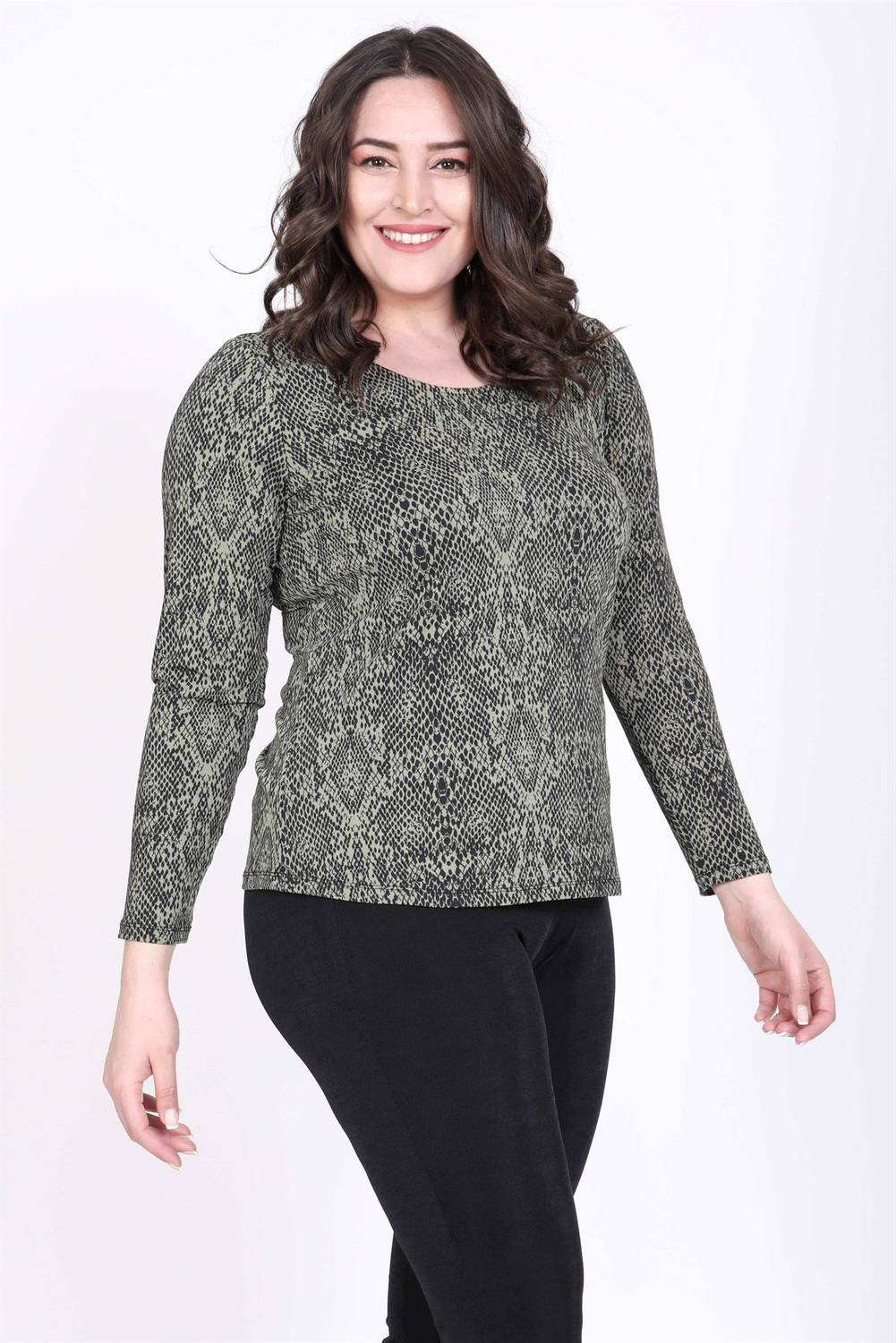 بلوزة برباط خلفي متقاطع