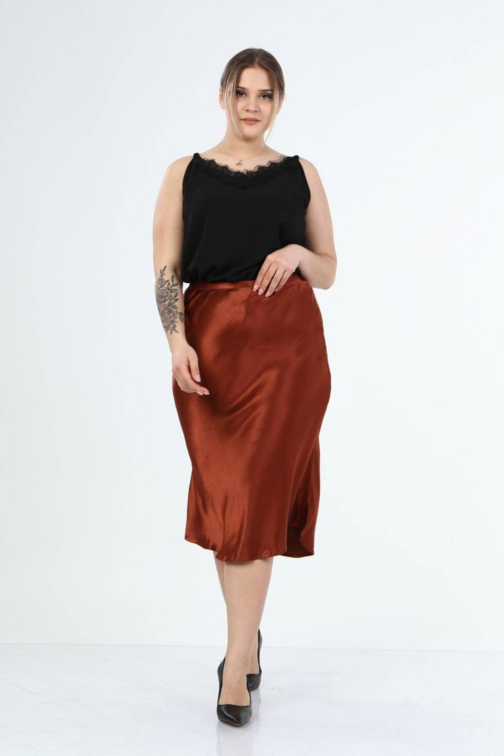 Середня спідниця XL, L, M коричневого кольору, високоякісна в'язанка, комфортний прямий крій, довжина 81 см, для стильного вигляду