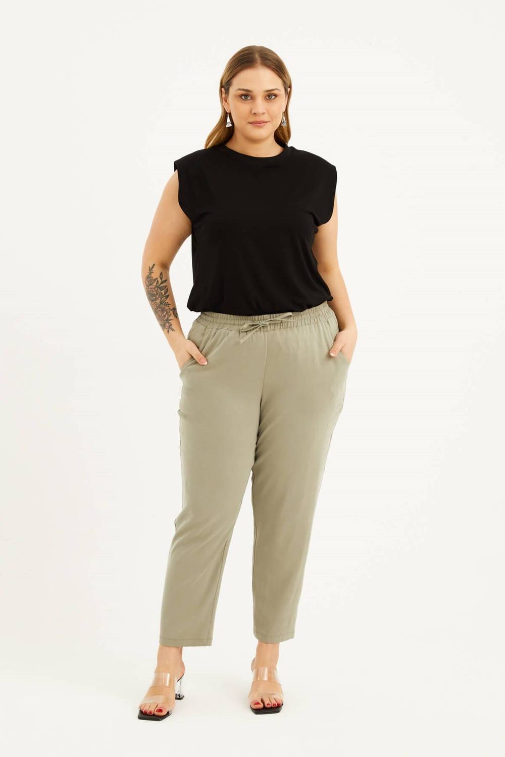 Elastic Waist Pocket Trousers